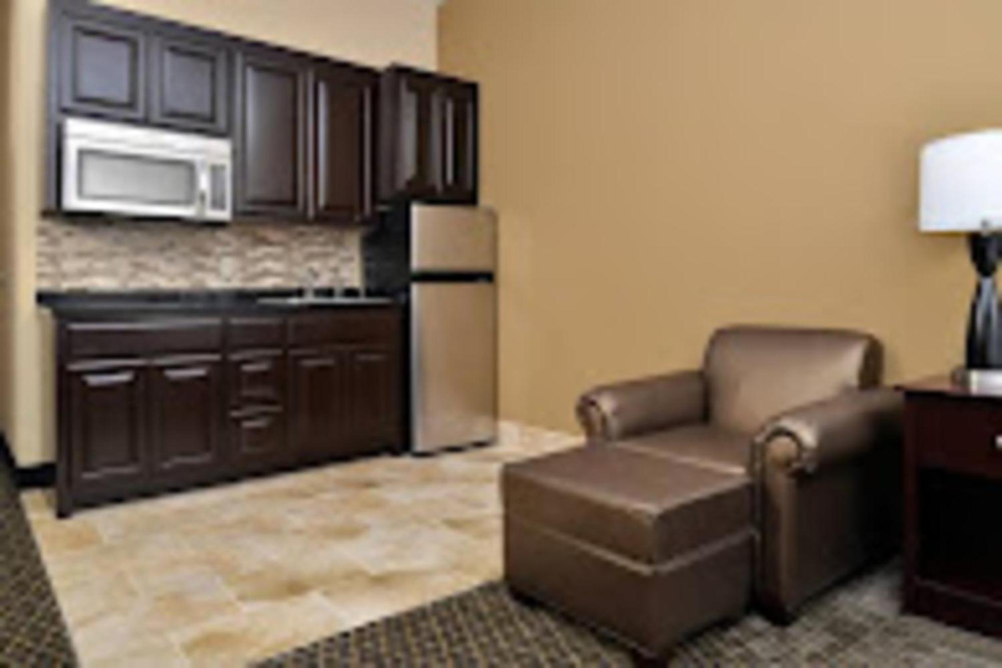 Baymont By Wyndham Ardmore I-35 Exterior photo