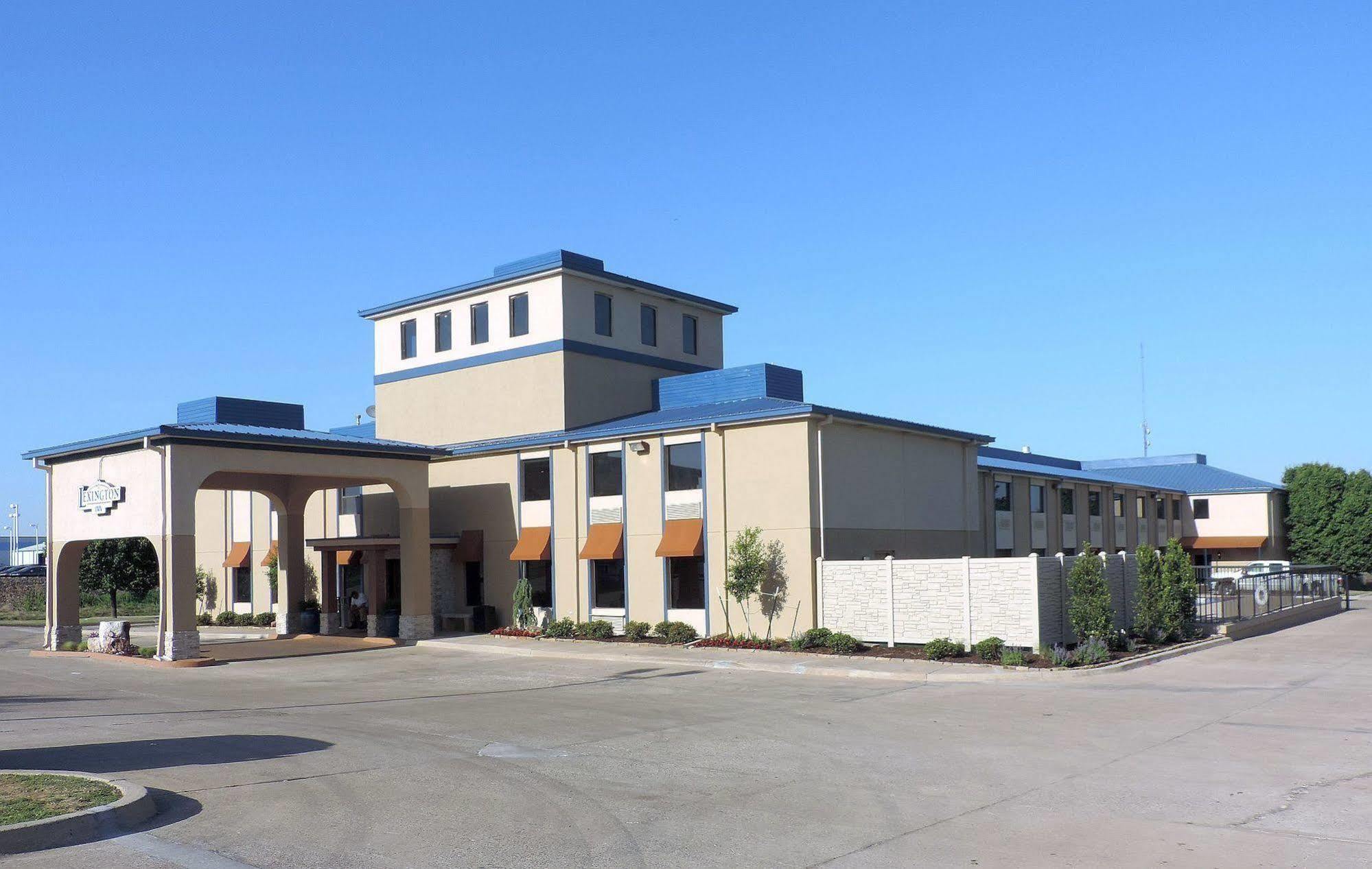 Baymont By Wyndham Ardmore I-35 Exterior photo