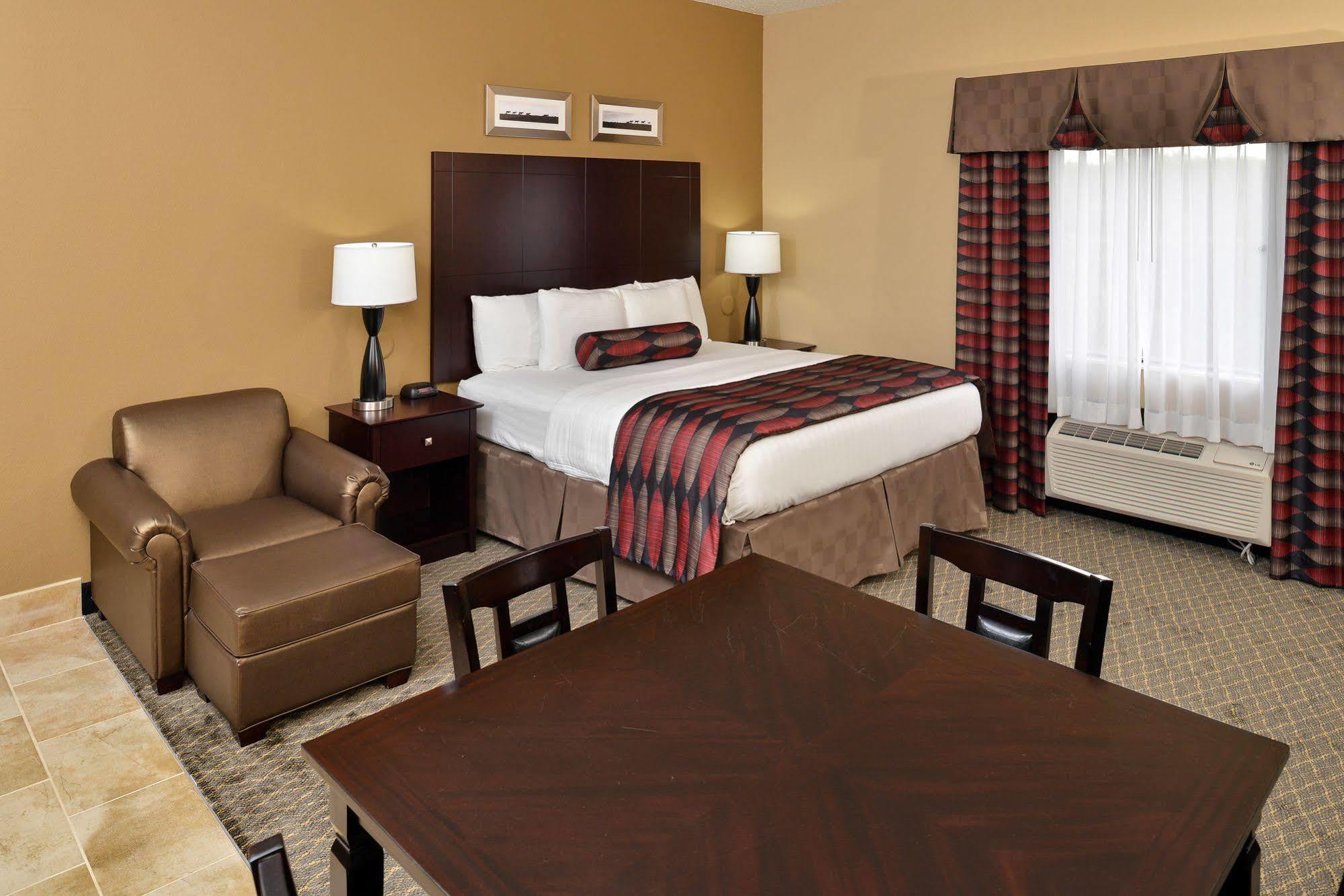 Baymont By Wyndham Ardmore I-35 Exterior photo